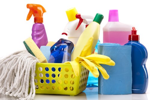 Professional house cleaning in an Elephant and Castle apartment